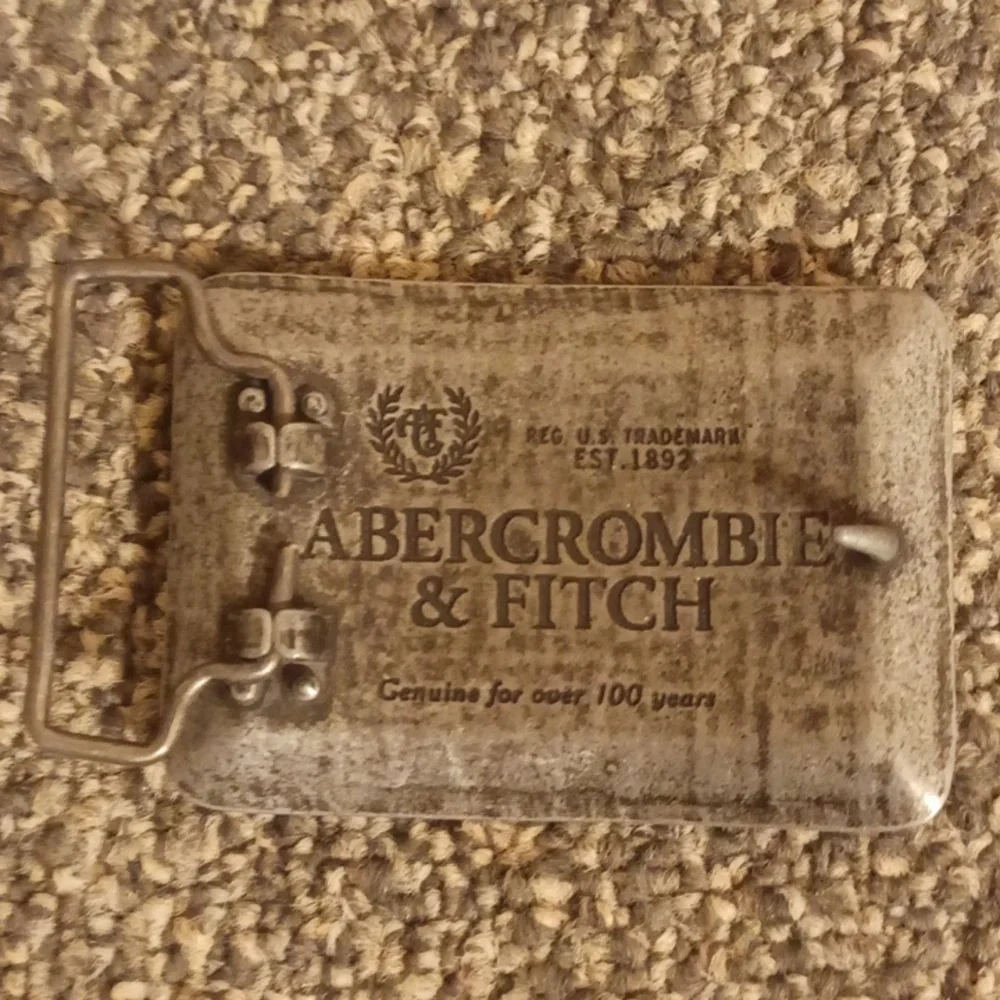 Abercrombie & Fitch men's pewter color metal belt buckle
